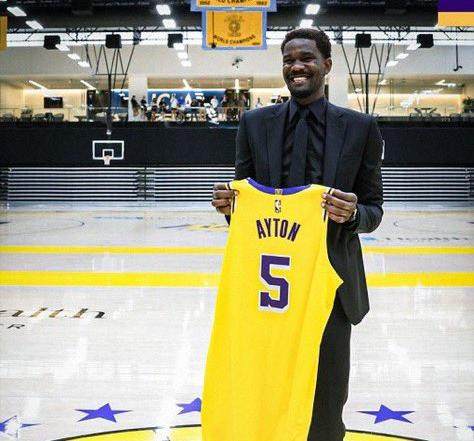 GvYPvWiXkAA6FUY (1).jpg